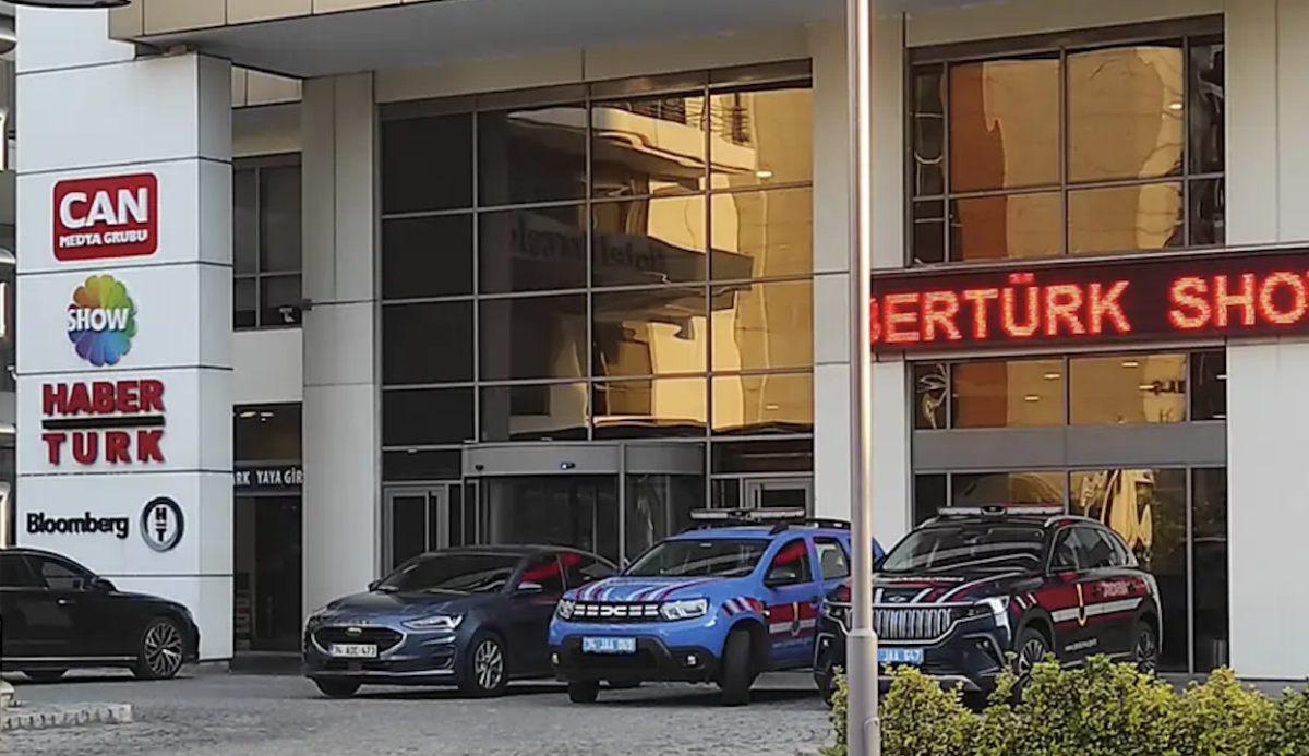 Can Holding operasyonu ve klikler