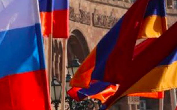 Erivan yine kendi başına veya Ermenistan dış politikasında bir norm olarak ikiyüzlülük