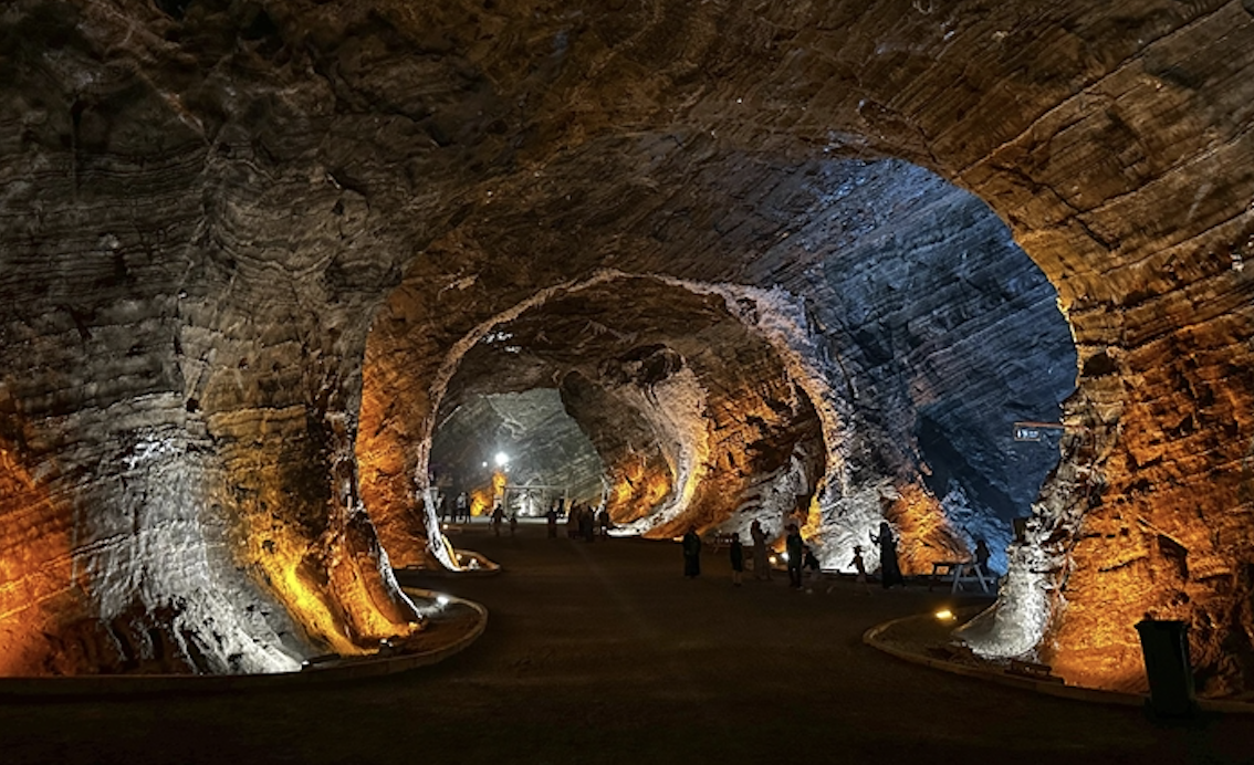 Gittiğin yere beni de götür bu şehirden…