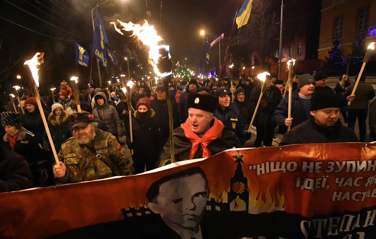 İngiltere ve Ukrayna’daki Neo-Nazizm