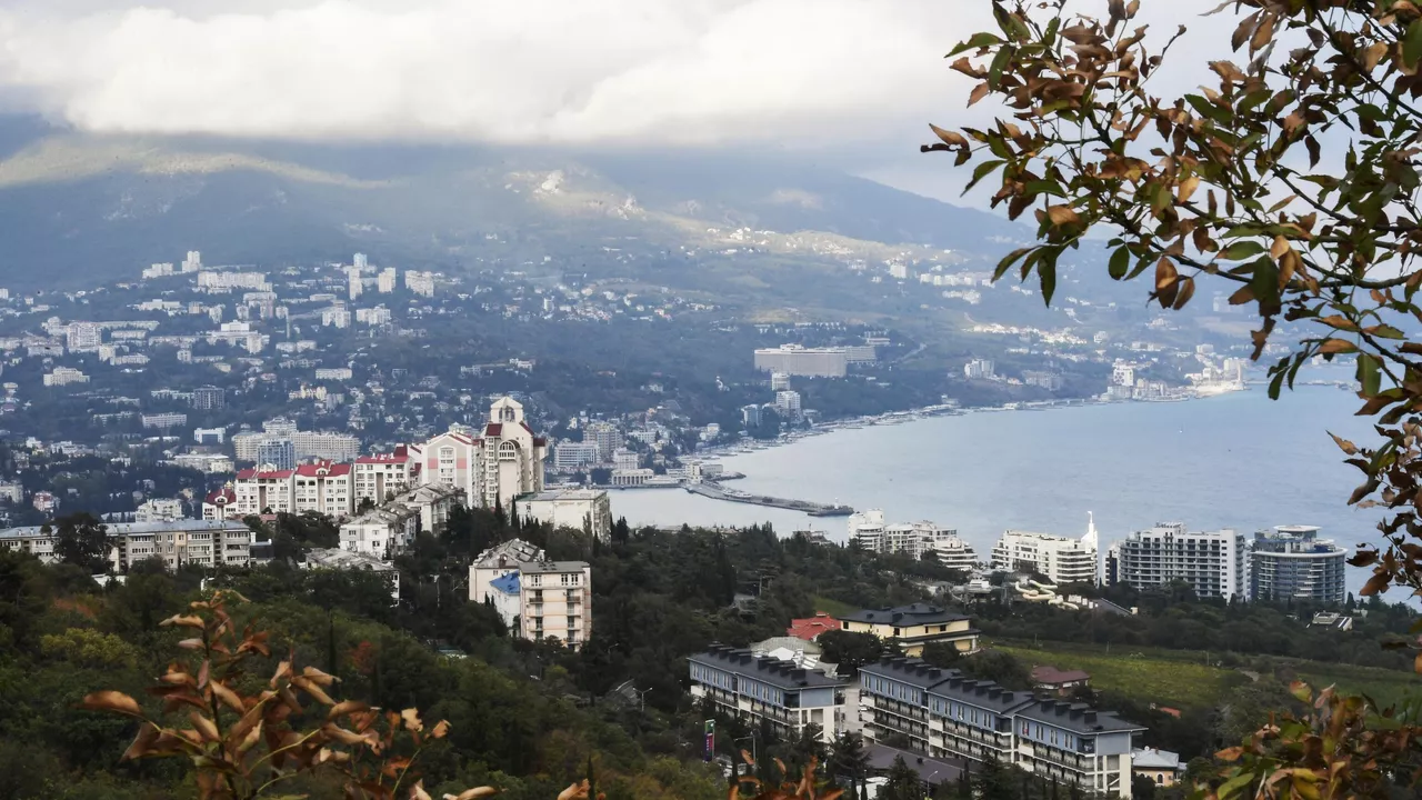 Kırım Tatar Diasporası Kırım’da kardeşleriyle buluştu