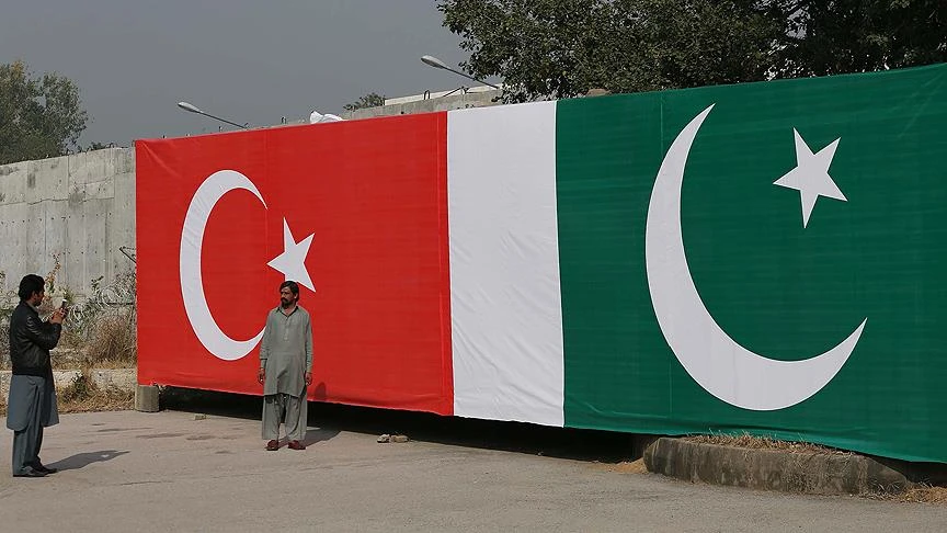 Türkiye perspektifinden Pakistan’da yaşananları anlayabilmek!