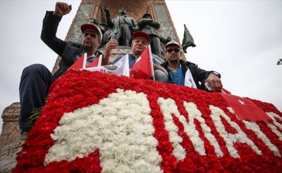 '1 Mayıs Emek ve Dayanışma Günü'nden renkli kareler...