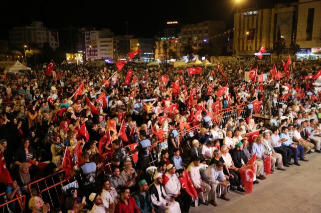 15 Temmuz'dan 11 Ağustos'a Meydanlarda 26 gün... Yayınlanmamış fotoğraflar -3-