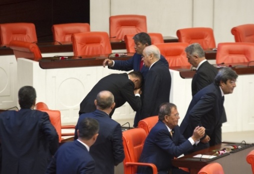 MHP içinden çıkan muhaliflerin...