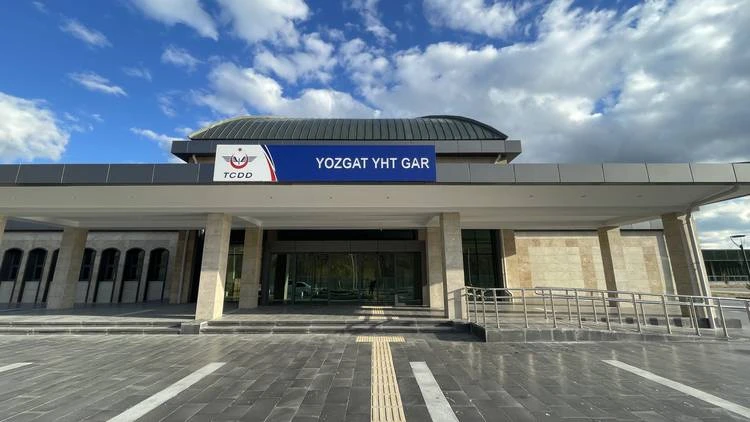 Bu kapsamda, Ankara ile Sivas arasında demiryolu...
