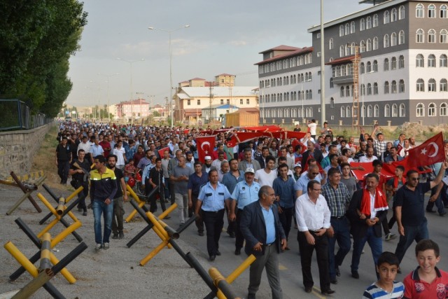 15 Temmuz'dan 11 Ağustos'a Meydanlarda 26 gün... Yayınlanmamış fotoğraflar -5-