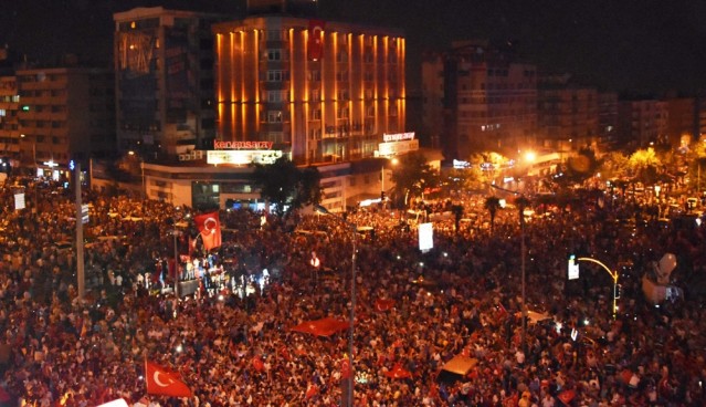 15 Temmuz'dan 11 Ağustos'a Meydanlarda 26 gün... Yayınlanmamış fotoğraflar -2-