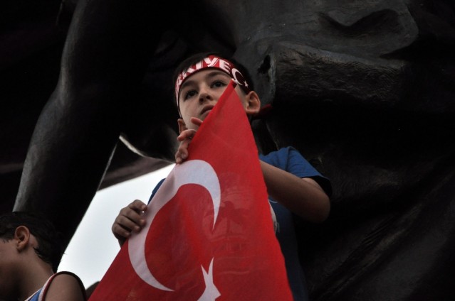 15 Temmuz'dan 11 Ağustos'a Meydanlarda 26 gün... Yayınlanmamış fotoğraflar -6-