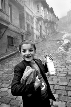 Ara Güler ve Efsane Fotoğrafları...