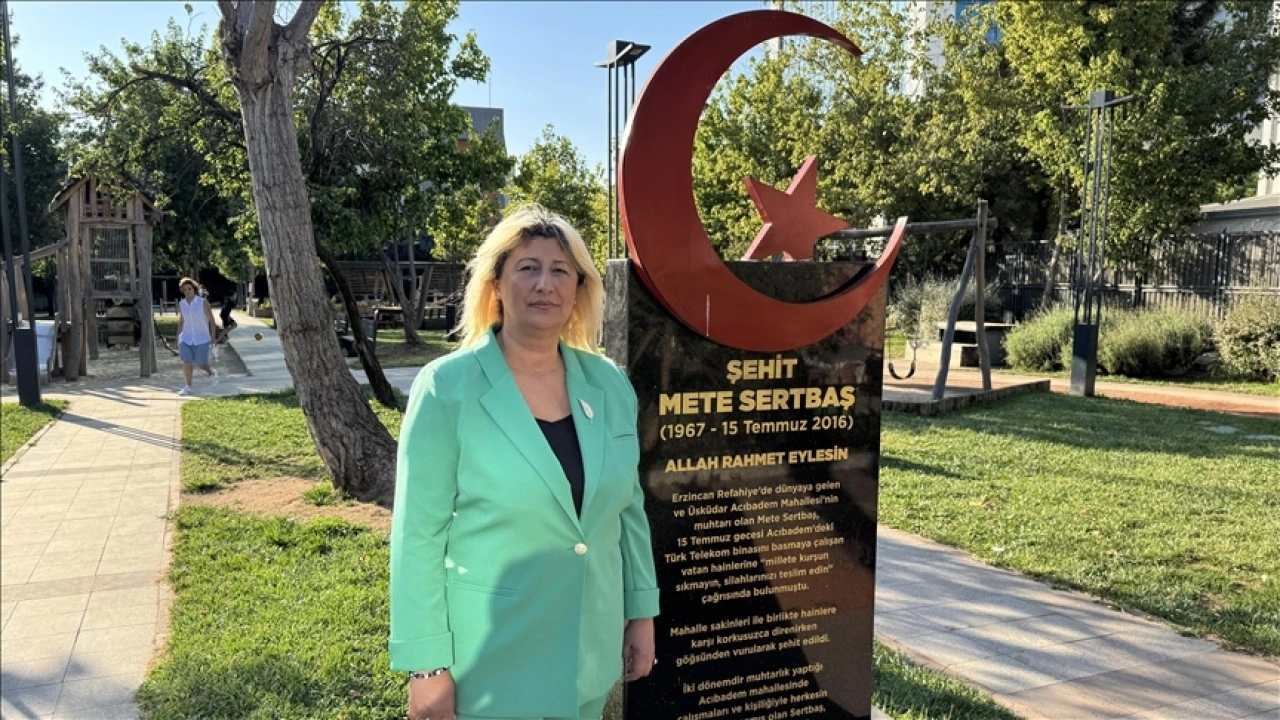 15 Temmuz'da şehit olan muhtarın eşi hayatını 2 çocuğuna adadı