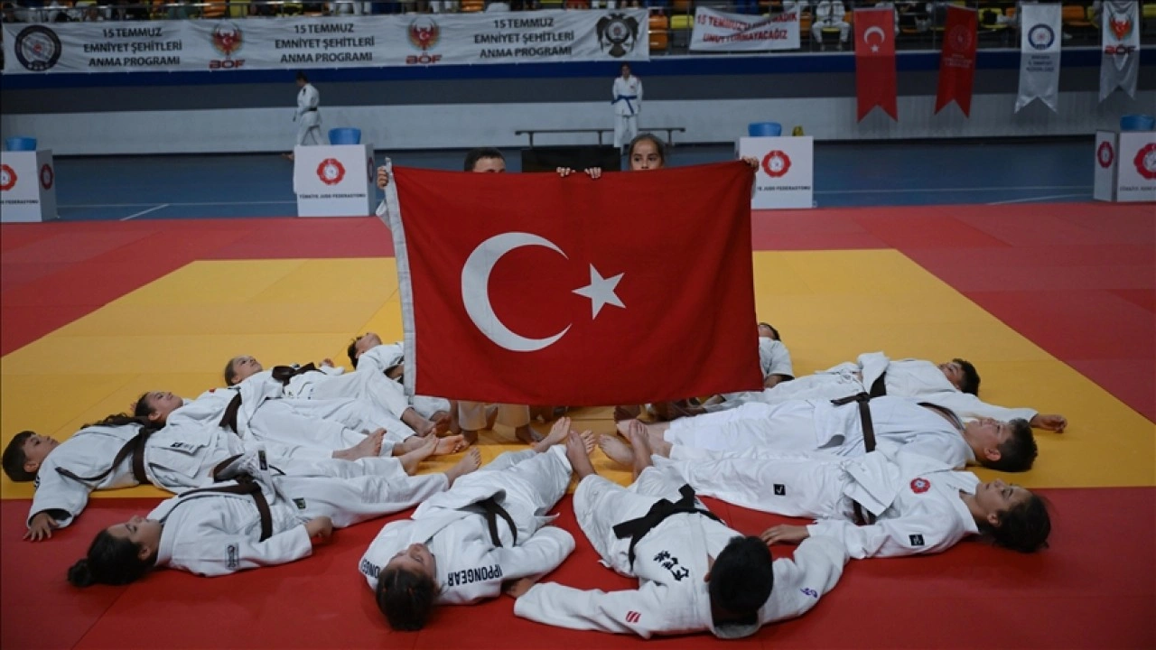 15 Temmuz emniyet şehitleri Ankara'da anıldı