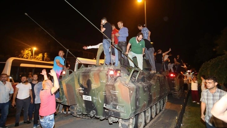 15 Temmuz gecesi İstanbul'da yaşananlar darbe girişiminin kilit noktası oldu