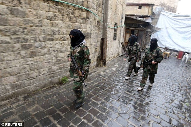 Halep'i savunan kahraman  kadınlar taburu