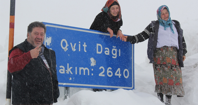 6 ay boyunca kapalı olan Ovit geçidi horonlarla açıldı