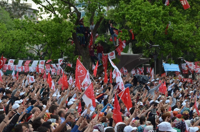 Bahçeli: İslamda ruhban sınıfı yoktur!