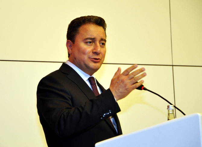Babacan: Koalisyon söylentisi bile piyasayı etkiliyor!