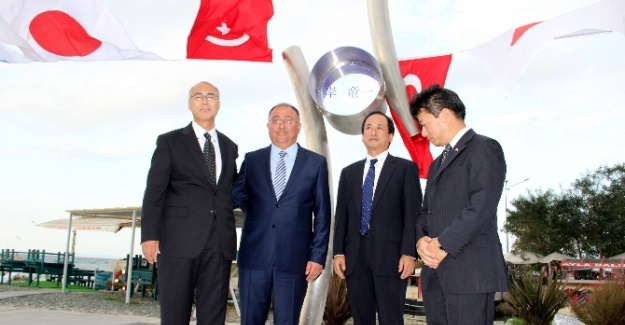 Harakiri yapan Japon mühendis anısına yapılan anıt törenle açıldı