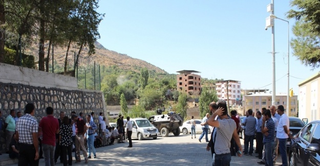 Teröristlere canlı kalkan olmak isteyen 83 kişi adiyeye sevk edildi
