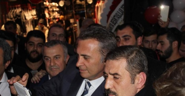 Taraftarlardan Fikret Orman izdihamı