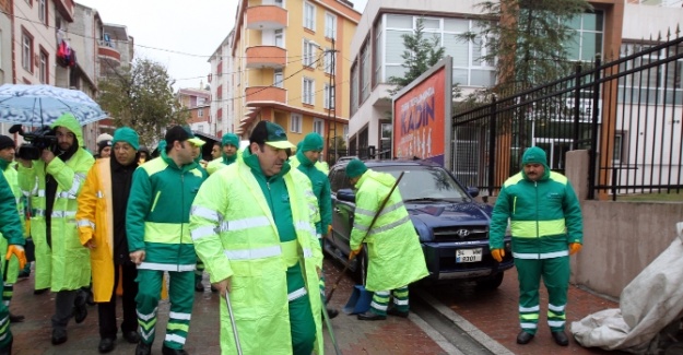 Çevreci Başkan sokaklarda