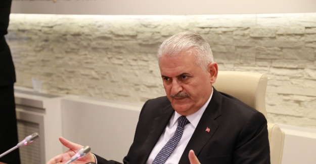 Efsane Bakan müjdelerle döndü