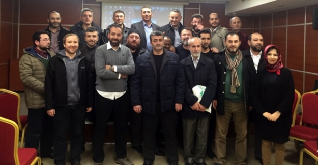 İHH ve hattatlar ’yetimler’ için bir araya geldi