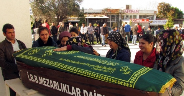 Kaskını verdiği sevgilisi kurtuldu kendisi öldü