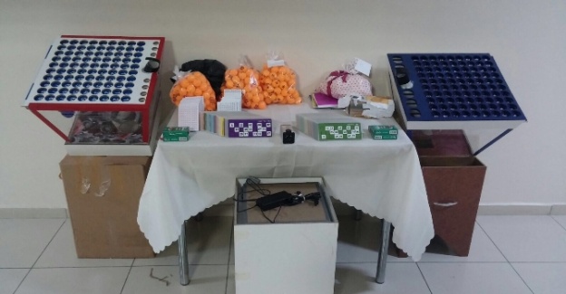 Polisten kumarhane baskını