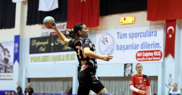 Kastamonu Belediyespor yarı finale yükseldi