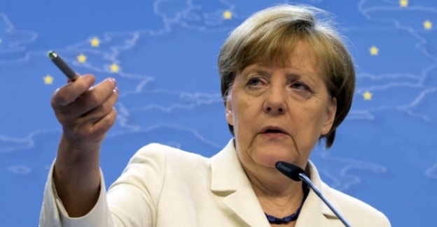 Merkel mülteciler konusunda yalnız bırakıldı