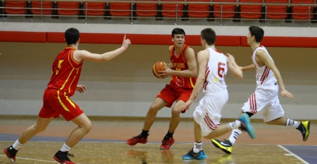 Türkiye U15, Karadağ’ı zor yendi