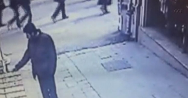 Yüzük tablasını kaşla göz arasında yürüttü ! İşte o anlar