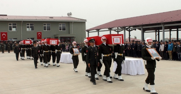 Genelkurmay Başkanı, şehitler için düzenlenen törene katıldı