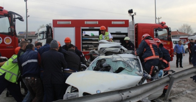 Sakarya’da feci kaza: 2 ölü