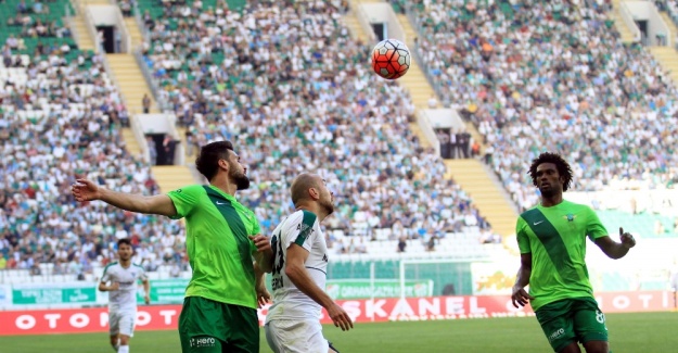 Akhisar galibiyet özlemini sonlandırdı