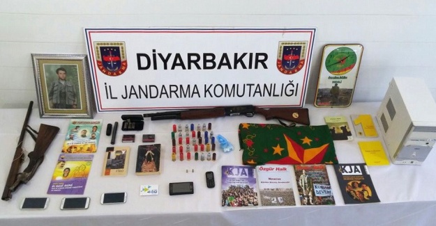 Diyarbakır’da eş zamanlı terör operasyonu: Başkan da gözaltında