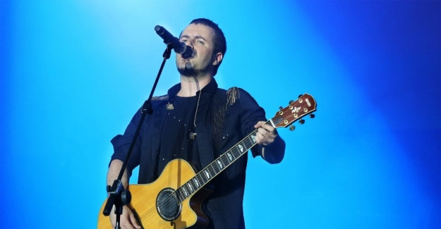 Aliağa Emre Aydın ile coştu