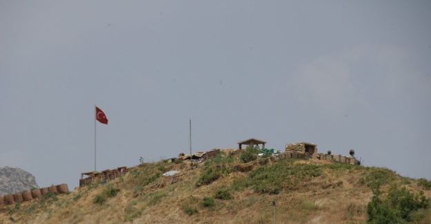 Hakkari’de sınır birliğine saldırı