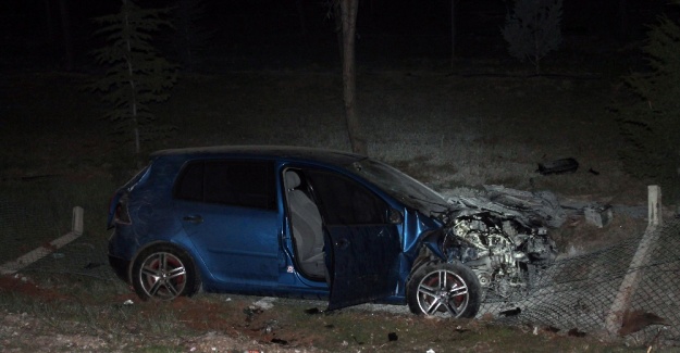 Otomobilin çarptığı motosiklet sürücüsü öldü