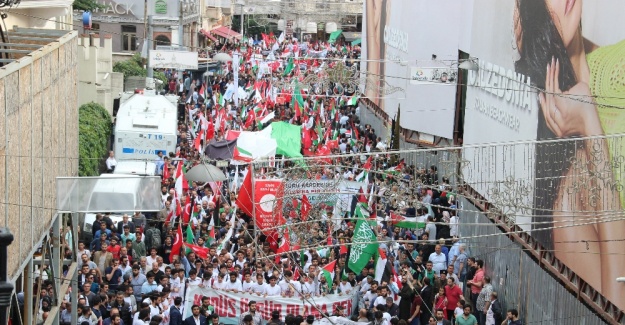 İstanbul’da binlerce kişi Mavi Marmara saldırısını kınadı