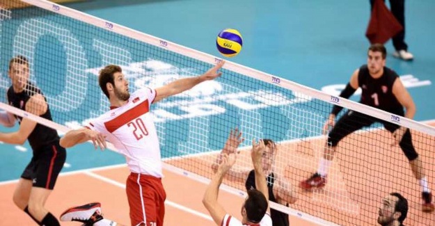 A Milli Erkek Voleybol Takımı, Kanada’ya 3-0 mağlup oldu