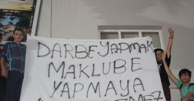 “Darbe yapmak maklube yapmaya benzemez”