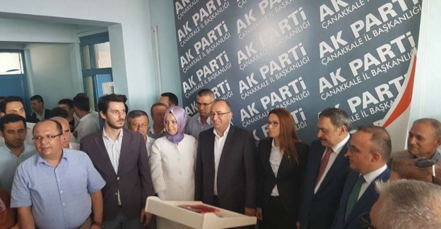 "Bunlar akıllarını 1 dolara satmış asker elbiseli teröristlerdir"