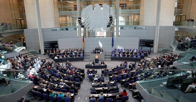 Der Spiegel dergisi: Alman h&uuml;k&uuml;meti Federal Meclis'in aldığı karara mesafe koyacak