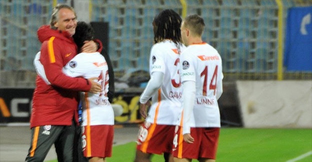 Galatasaray Teknik Direktörü Riekerink: Mustafa Kapı gayet iyi bir iş çıkardı