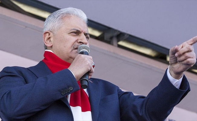 Başbakan Yıldırım: Onlar k&uuml;rs&uuml; işgal etmekle, insanları yumruklamakla meşguld&uuml;