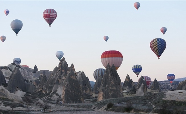 Kapadokya'daki balonlarda eğitim ve kontrol önceliği