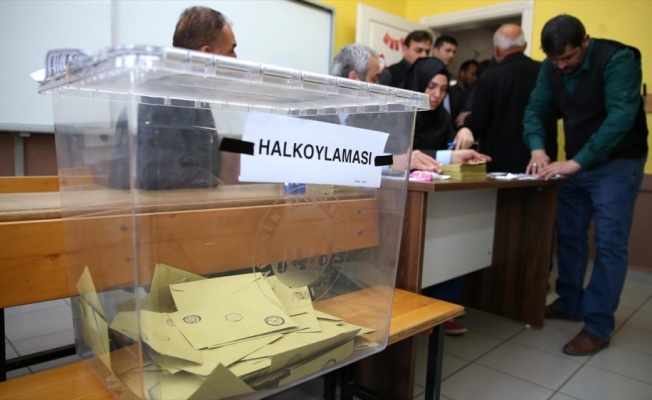 YSK'ya itiraz eden CHP ve HDP de benzer kararlara imza atmış