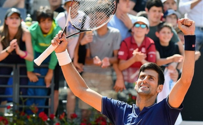 Djokovic Roma'da yarı finalde